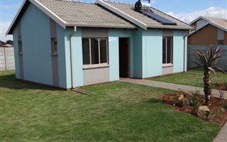 2 Bedroom House in Windmill Park