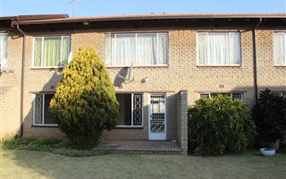 1 Bedroom Flat in Krugersdorp North