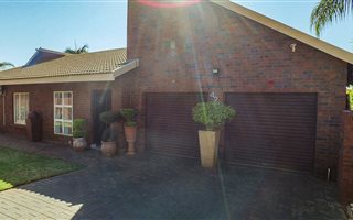 3 Bedroom House in Ninapark