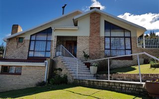 4 Bedroom House in Glen Barrie