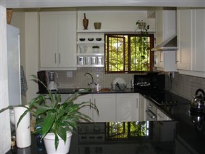 2 Bed Apartment in Atholl