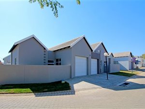3 Bed Cluster in North Riding