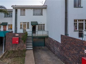 3 Bed Duplex in Florida Park