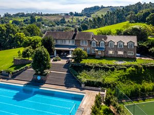 5 Bed House in Assagay