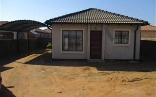3 Bedroom House in Nellmapius