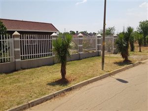 3 Bed House in Fochville