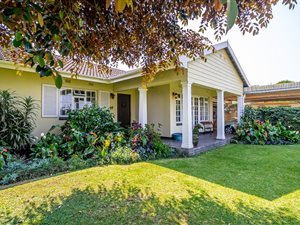 4 Bed House in Hatton Estate