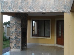 4 Bedroom House in Theresa Park