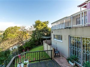 3 Bed House in Carrington Heights