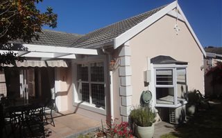 3 Bedroom Simplex in Diep River