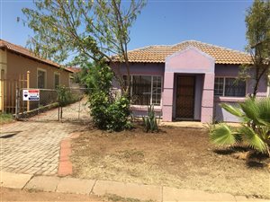 3 Bed House in Rosslyn