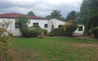 5 Bedroom House in Egerton