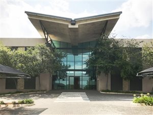 3336 m² Commercial space in Jet Park