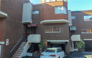 3 Bedroom Duplex in Musgrave