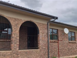 3 Bedroom House in Azalea Park