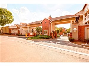 2 Bed Apartment in Sunninghill
