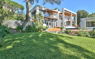 5 Bedroom House in Higgovale