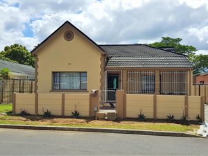 3 Bed House in Van Der Stel