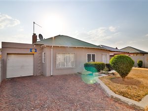3 Bed House in Rosettenville