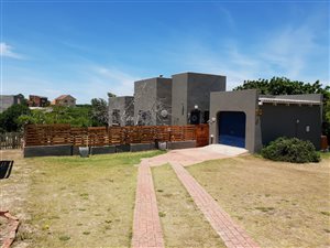 3 Bed House in Beachview