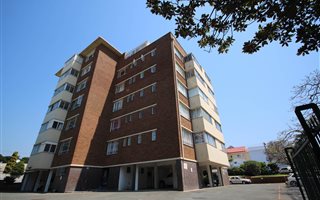 2.5 Bedroom Apartment in Morningside