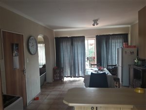 2 Bed Simplex in Highveld