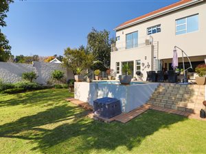 4 Bed House in Craighall
