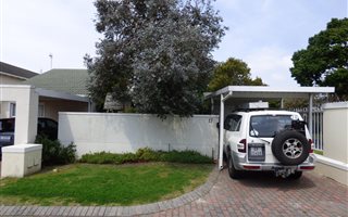 3 Bedroom Townhouse in Rondebosch