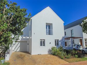 3 Bed House in Kylemore
