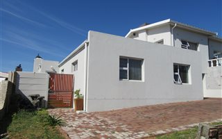1 Bedroom Apartment in Protea Heights