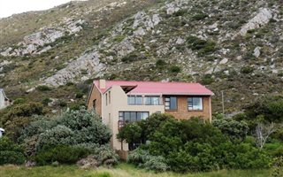 4 Bedroom House in Pringle Bay