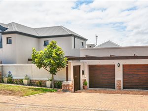 4 Bed House in Atlantic Beach Golf Estate