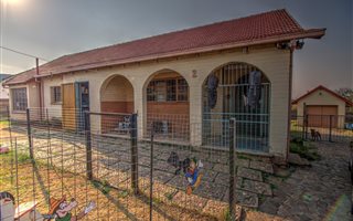 3 Bedroom House in Edleen