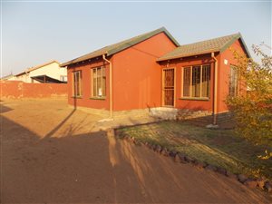 3 Bed House in Klarinet