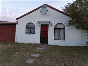 2 Bed House in Mitchells Plain