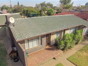 3 Bed House in Buurendal