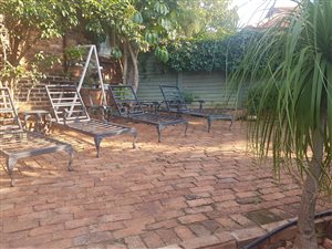 2 Bed Townhouse in Val de Grace