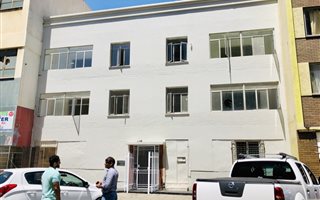 450 m² Commercial space in South Beach