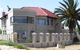 3 Bedroom House in Flamingo Vlei