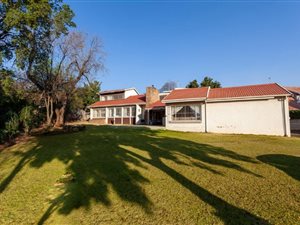 4 Bed House in Berario