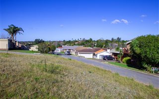 652 m² Land available in Denneoord