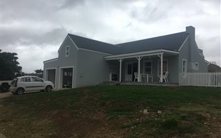 3 Bedroom House in Stanford