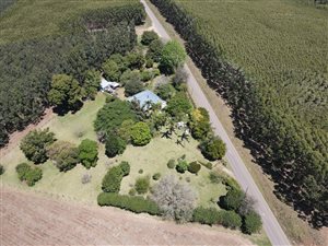 Farm in Melmoth