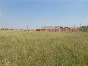 1081 m² Land available in Riversdale