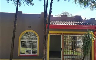 4 Bedroom House in Protea Park