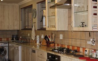 3 Bedroom Apartment in La Montagne