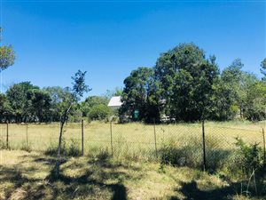 1428 m² Land available in Bedford