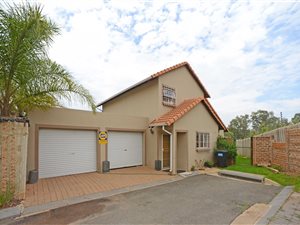5 Bed Apartment in Westdene
