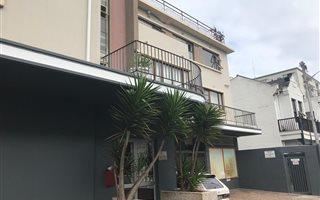 2 Bedroom Apartment in Three Anchor Bay