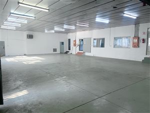 1000 m² Industrial space in Glen Anil